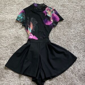 Lucy in the Sky Sheer Mesh Dark Romantic Floral Mock Neck Black Romper sz S